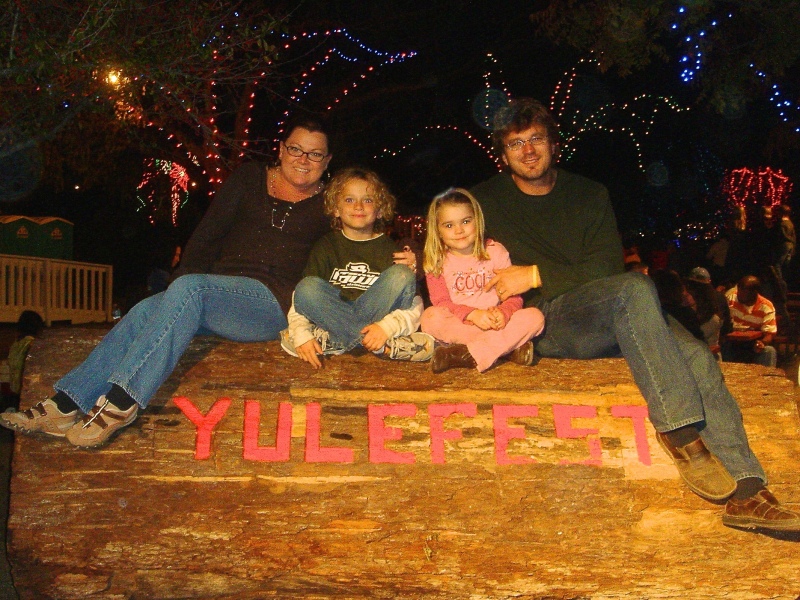 2006-12-14-Trail-Of-Lights-18 30.jpg